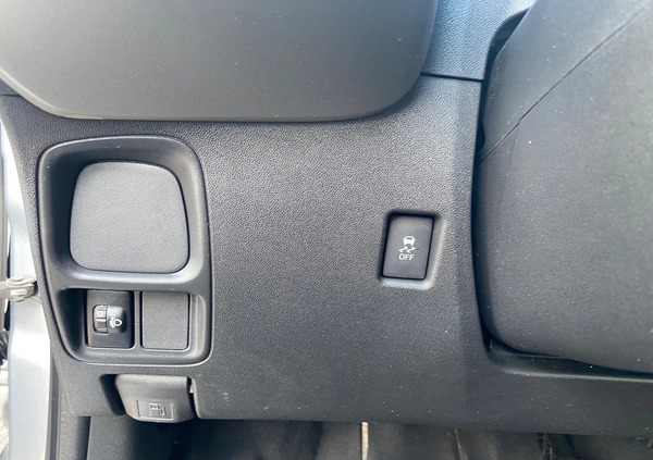 Peugeot 108 cena 25999 przebieg: 135000, rok produkcji 2018 z Darłowo małe 121